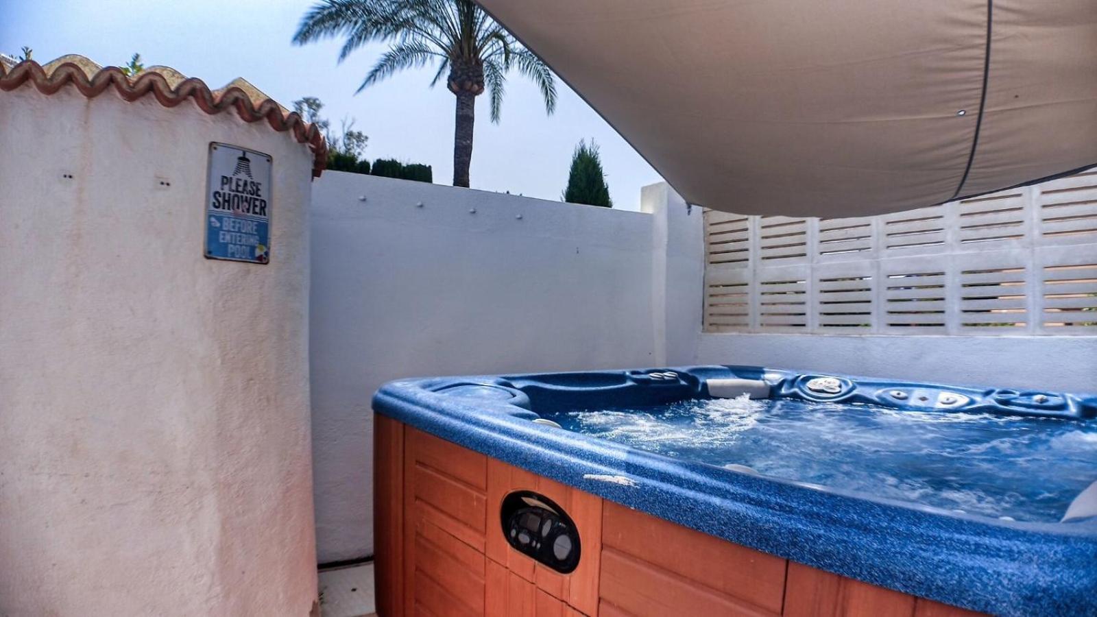 Casa Blanca Villa Калпе Екстериор снимка